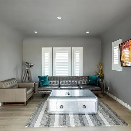 Villa Trendy 1Bd 1Bth Hideaway 4 Min From Sofi